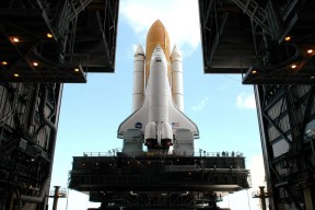 九游下载中心-卡特的罚球与踢球技术堪称橄榄球界的巅峰之作，卡特生涯罚球命中率