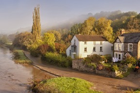 九游游戏中心官网-体育媒体深度介入训练报道增强外界了解透明度，体育媒介融合