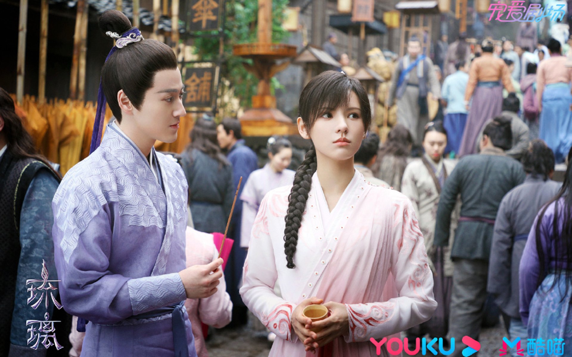 足球赛场团队配合愈发默契高效，足球团队配合好词好句