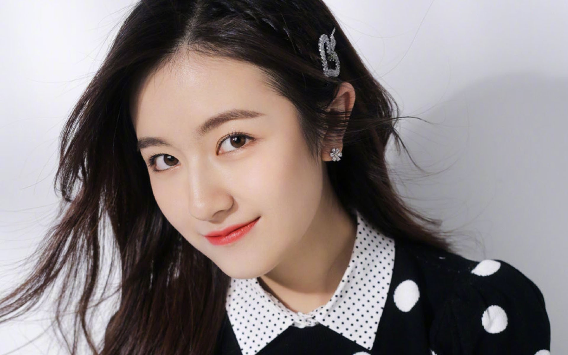 塞尔维亚男篮在欧洲锦标赛中冲击金牌,实力强劲